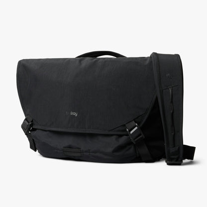 Venture Messenger 16” - US 9372