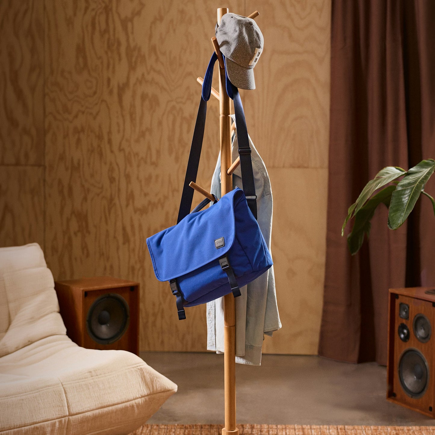 Classic Messenger 13L - US 3796