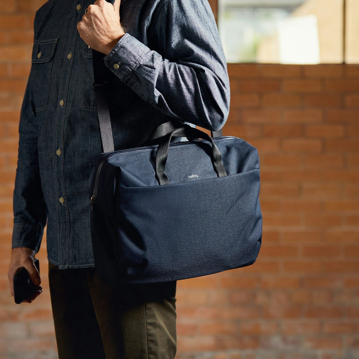 Via Work Bag - US 4643