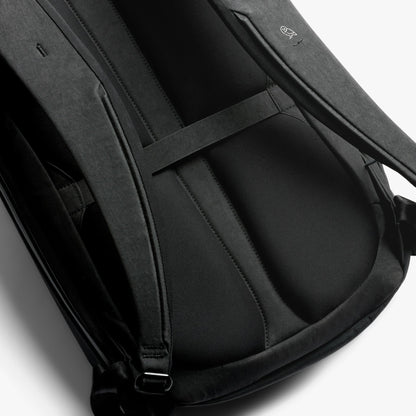Venture Travel Pack 26L - US 6705
