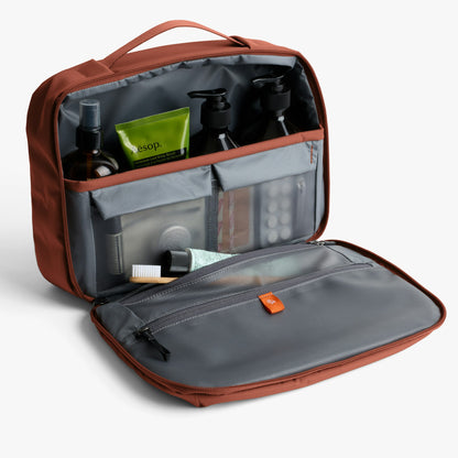 Hanging Toiletry Kit Plus - US 1329