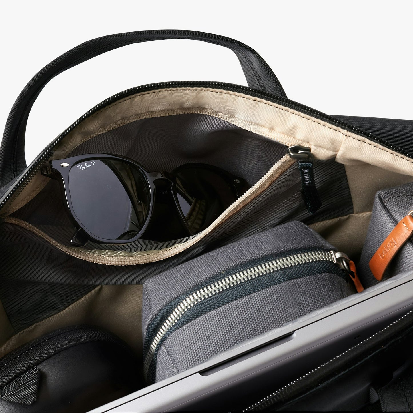 Via Work Bag - US 4643