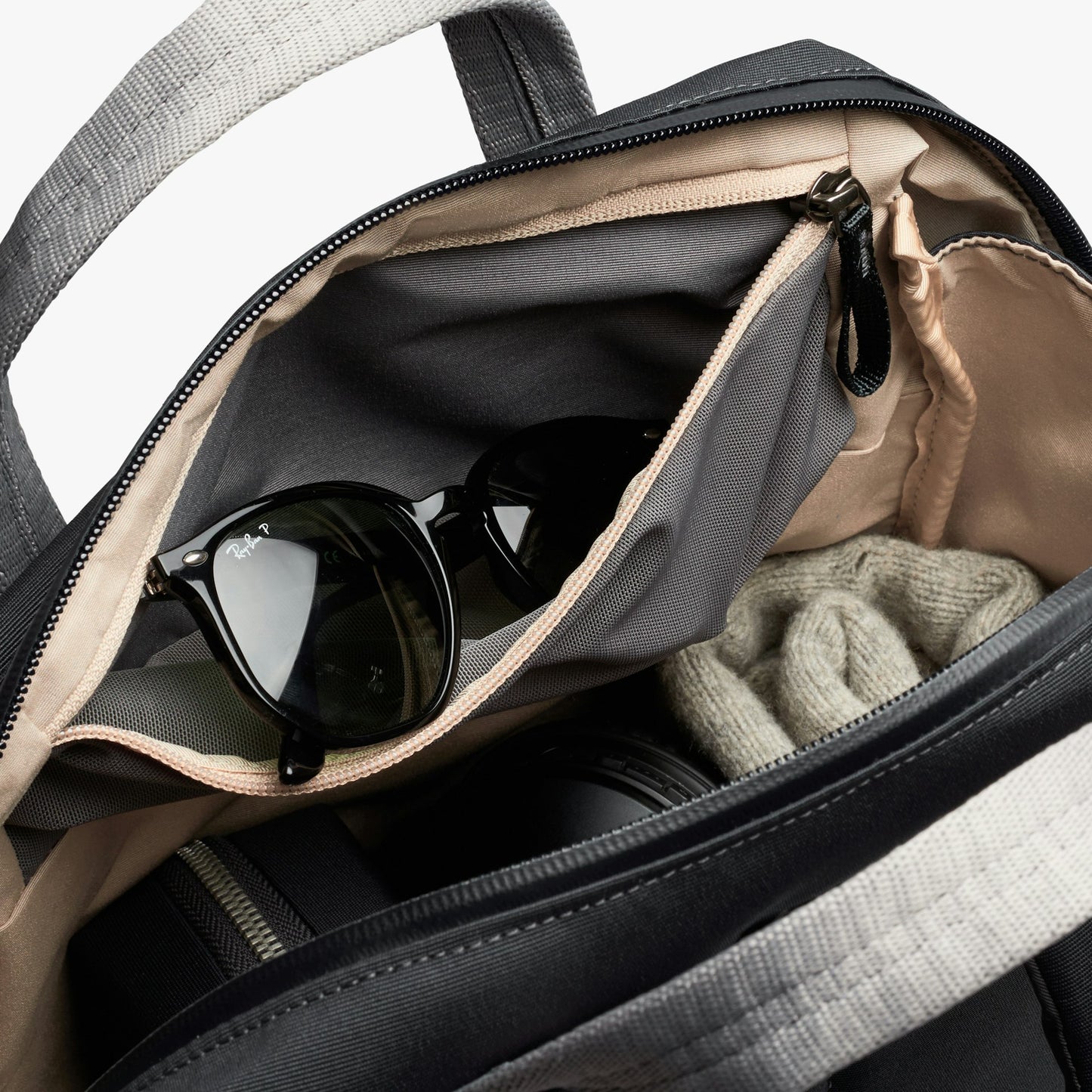 Via Workpack - US 8684
