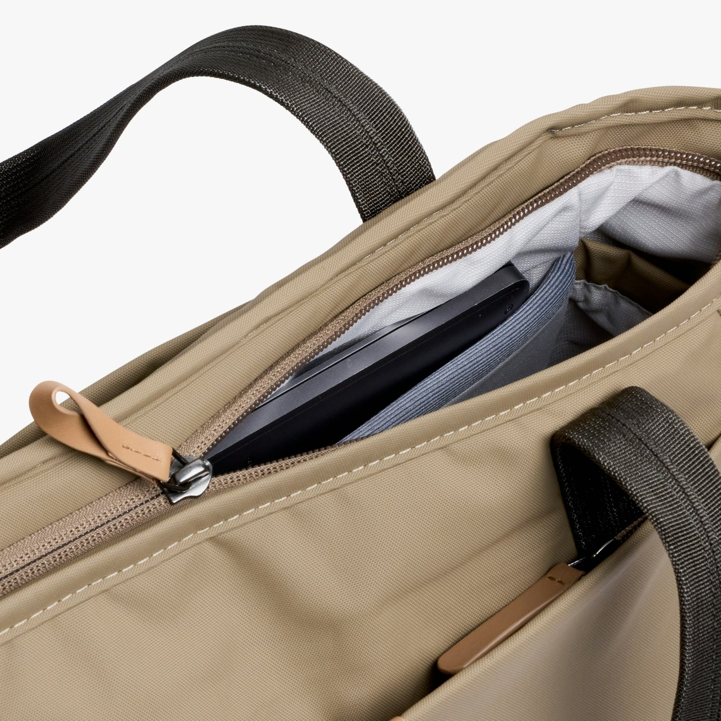 Tokyo Wonder Tote 12L - US 5977