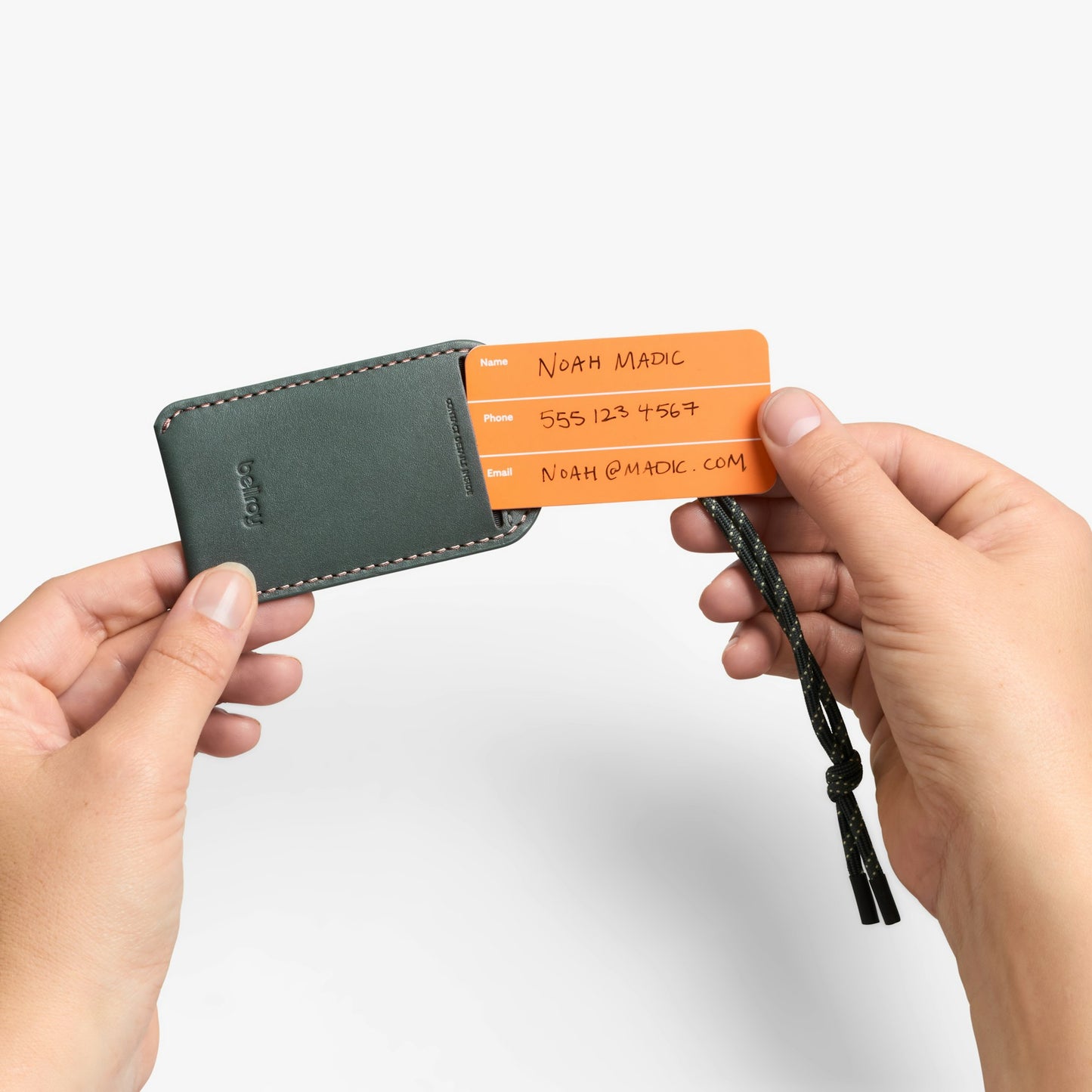 Luggage Tag - US 6979