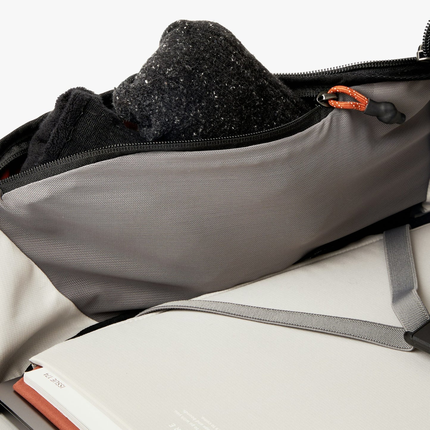 Venture Travel Pack 26L - US 6705