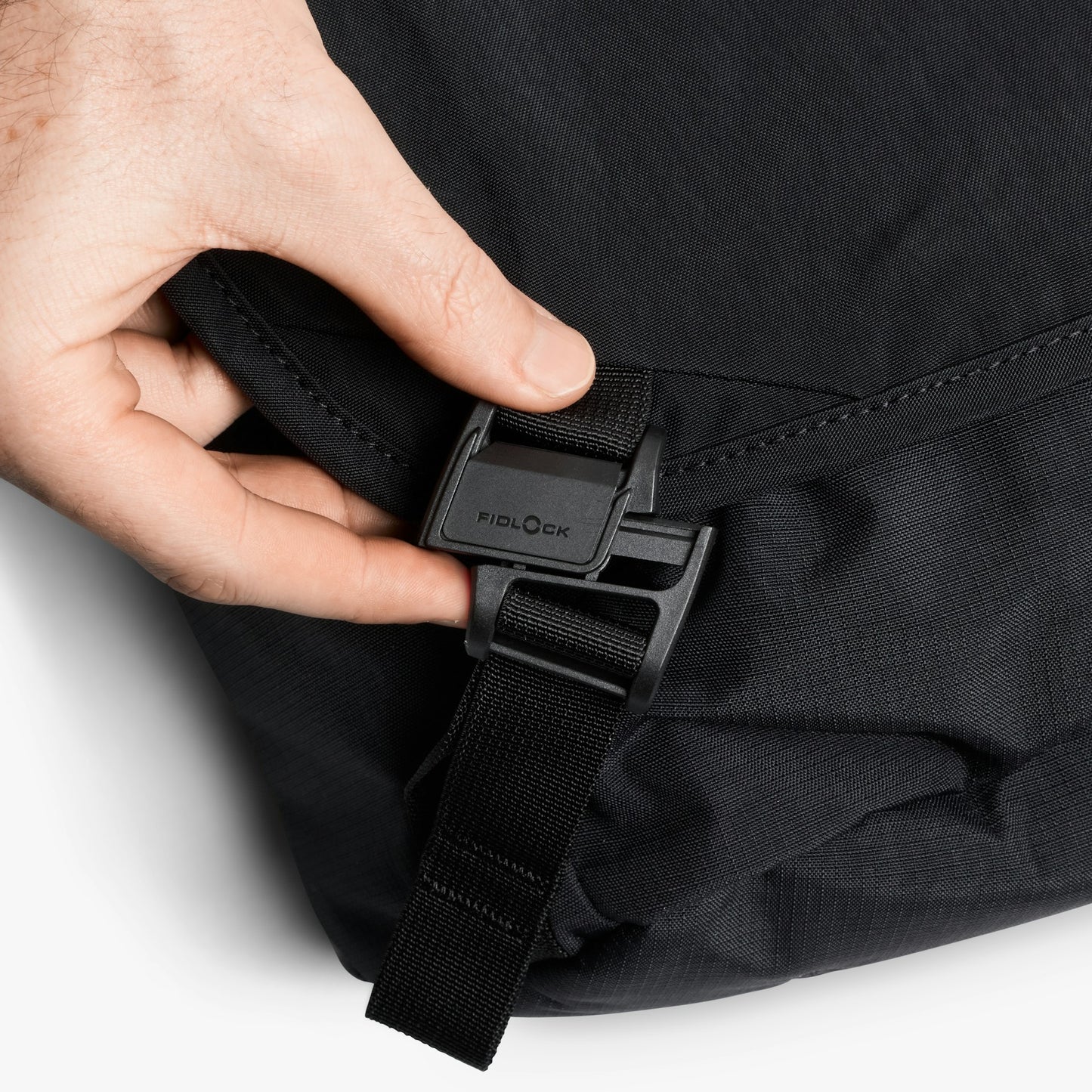 Venture Messenger 16” - US 9372