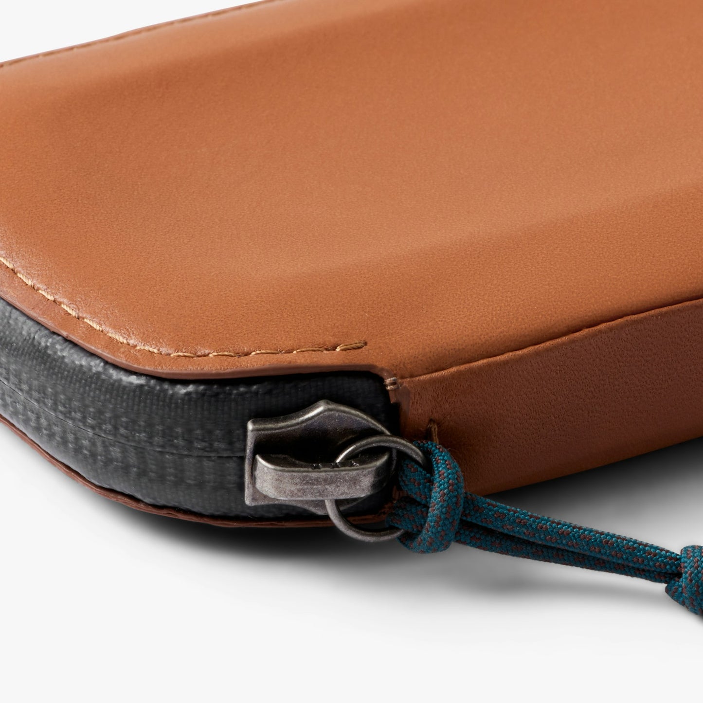Venture Card Pocket - US 9620