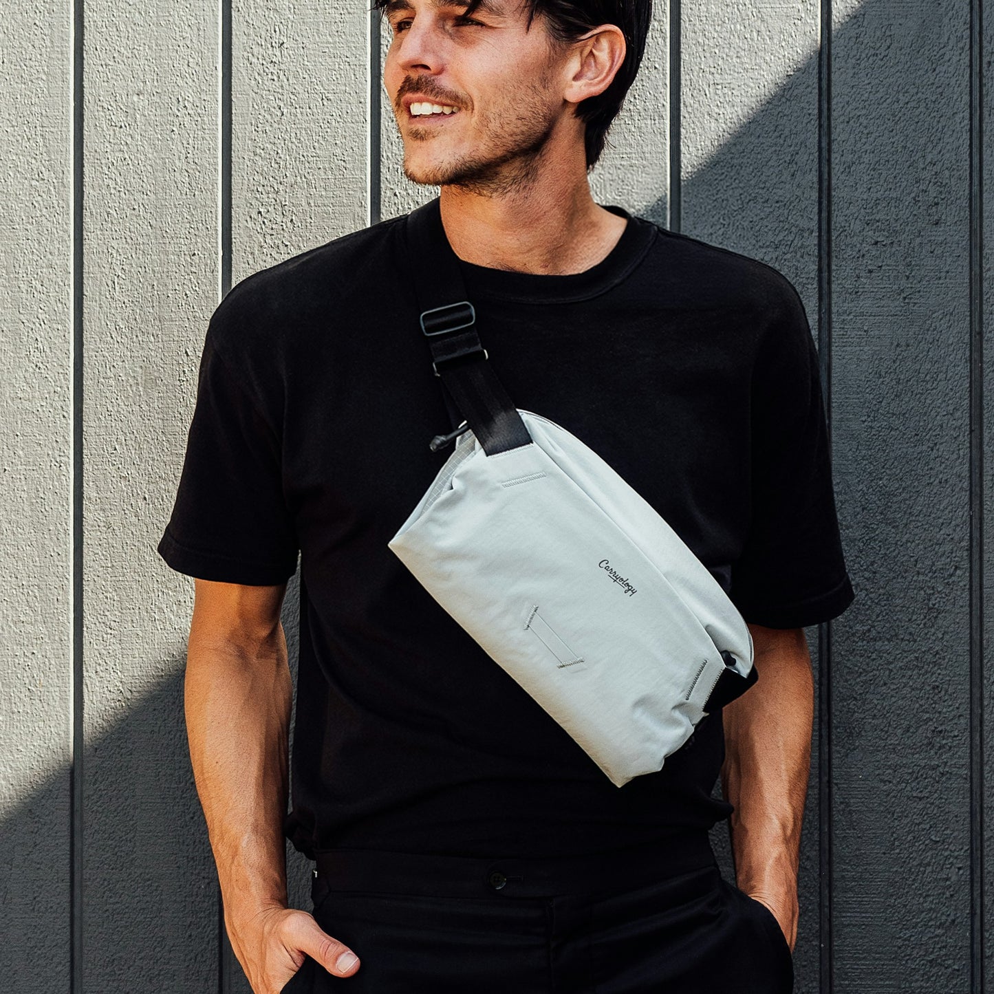 Carryology Essentials Sling - US 5422